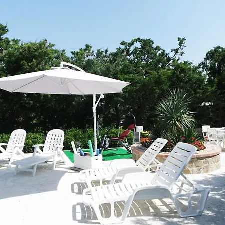 Casa Elena Holiday home *